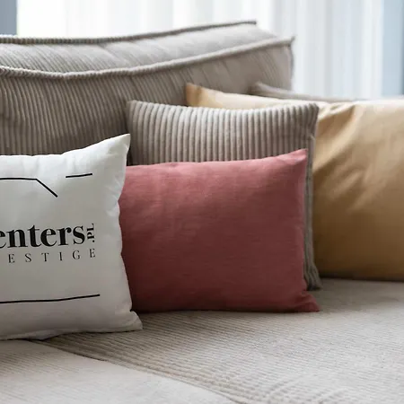 Grzybowska Sophisticated With Balcony & Parking In The Center Of By Renters Prestige דירה ורשה