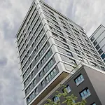 Grzybowska Sophisticated With Balcony & Parking In The Center Of By Renters Prestige Apartmán Varšava