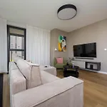 Grzybowska Sophisticated With Balcony & Parking In The Center Of By Renters Prestige Apartmán