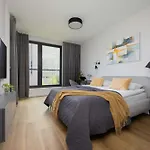 Grzybowska Sophisticated With Balcony & Parking In The Center Of By Renters Prestige Varšava