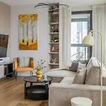 Grzybowska Sophisticated With Balcony & Parking In The Center Of By Renters Prestige Apartamento