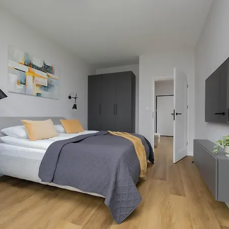Lägenhet Grzybowska Sophisticated With Balcony & Parking In The Center Of By Renters Prestige *