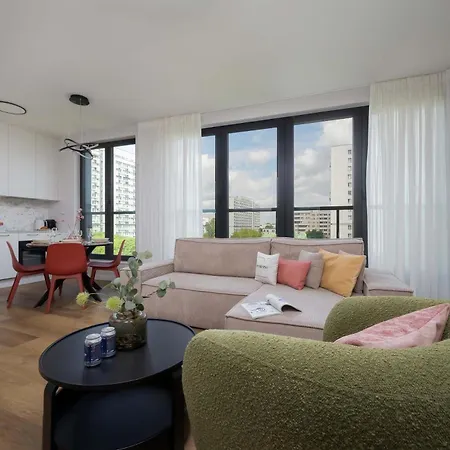 Daire Grzybowska Sophisticated With Balcony & Parking In The Center Of By Renters Prestige Varşova