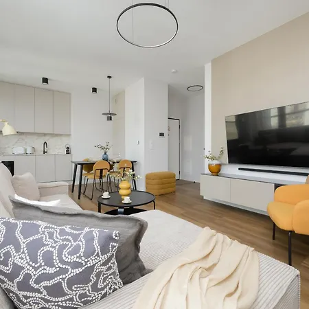 아파트 Grzybowska Sophisticated With Balcony & Parking In The Center Of By Renters Prestige *